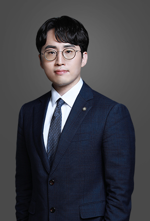 손진섭